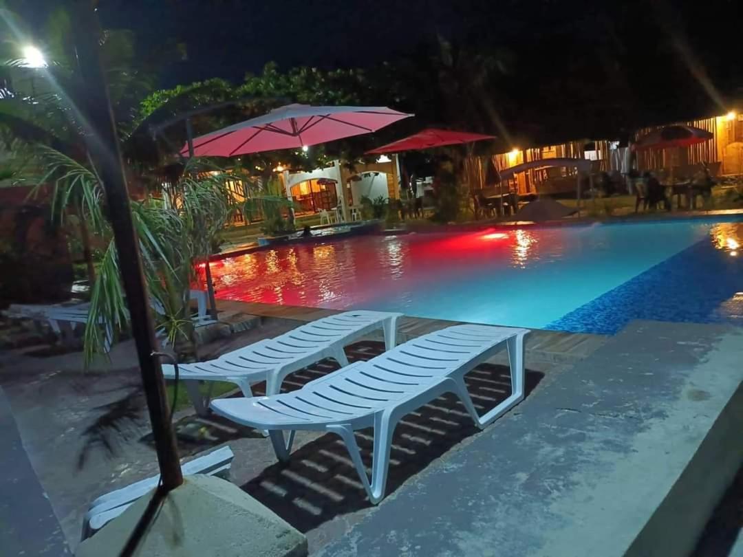 Rrj'S Beach Resort Oslob Exterior foto